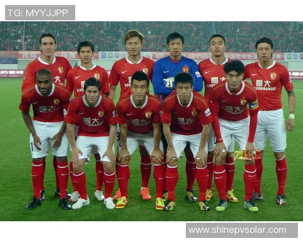 广州恒大客场取胜，继续领跑中超积分榜，球队状态火热