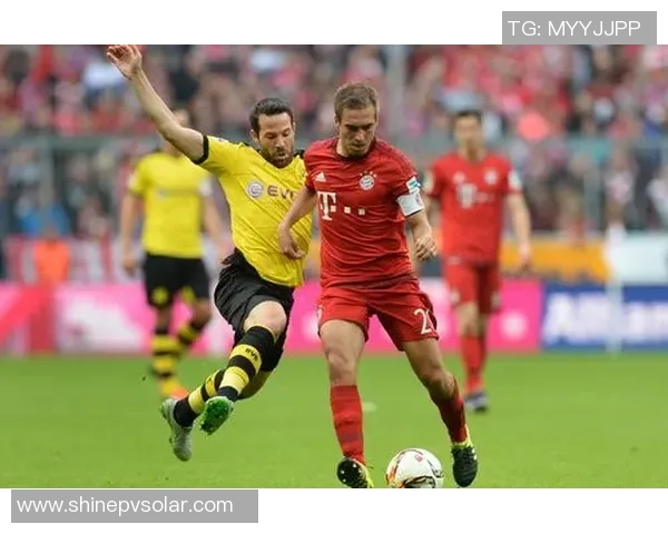 拜仁逆转多特夺榜首，德甲霸主姿态初显