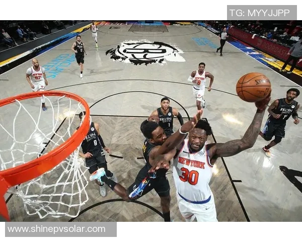 赵继昆汀-皮特森在比赛中高效砍下30分,成为焦点 赵继昆汀-皮特森在比赛中高效砍下30分,成为焦点